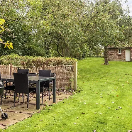 4 Person In Tatil Evi